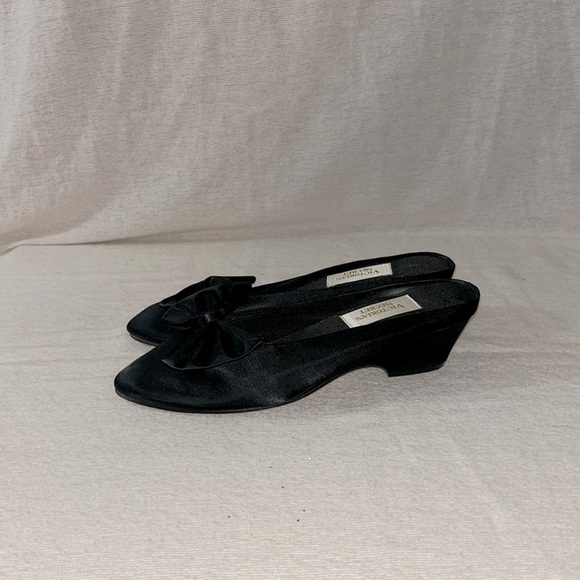Vintage Victoria’s Secret Heeled Slippers - Picture 4 of 9